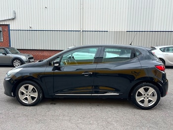 Used Renault Clio 2015 for sale - 79563345: Photo