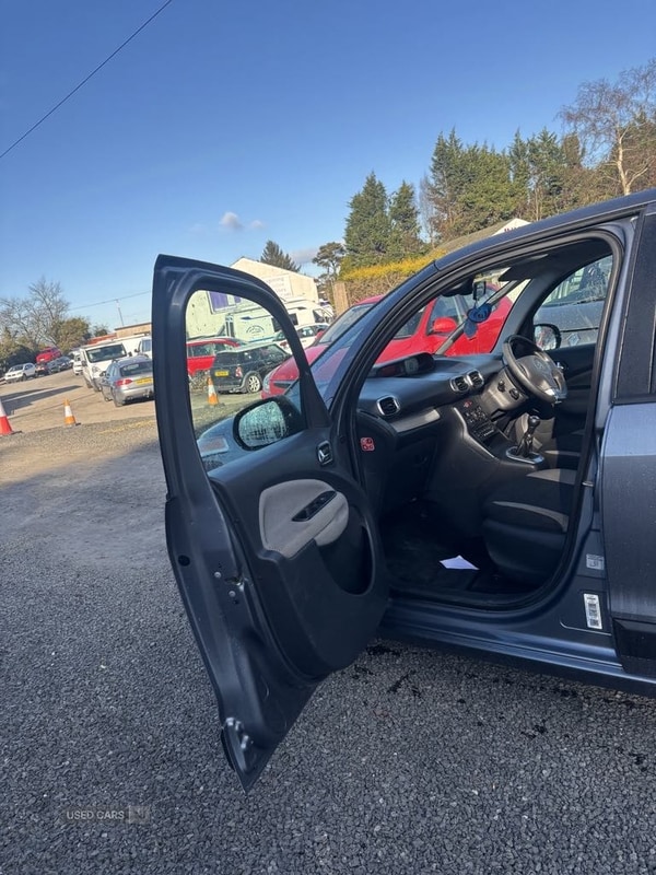 Used Citroen C3 Picasso 2010 for sale - 74149229: Photo 8