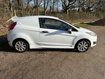 Used Ford Fiesta 2014 for sale - 77578893: Photo