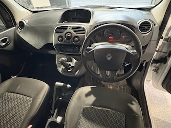 Used Renault Kangoo 2015 for sale - 76879094: Photo