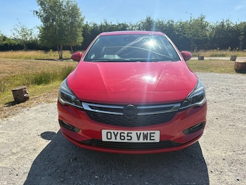 Used Vauxhall Astra 2015 for sale - 75203010: Photo