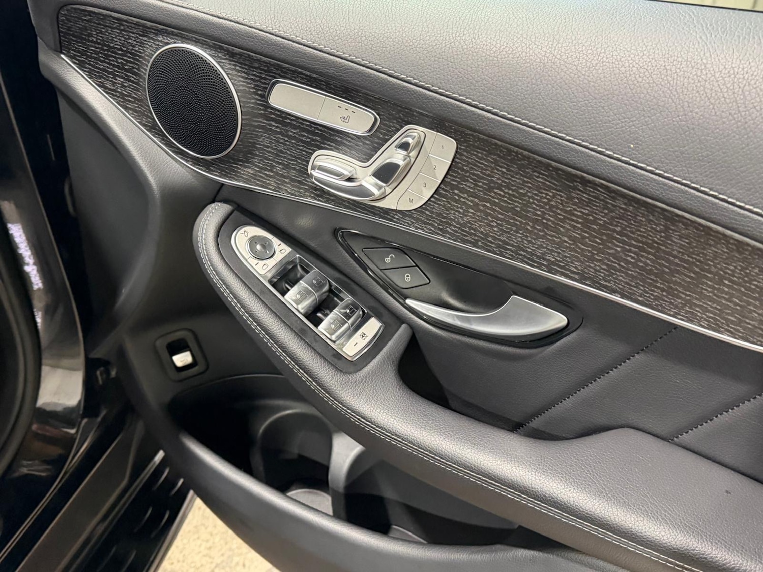 Used Mercedes-Benz GLC 2022 for sale - 77159622: Photo 5