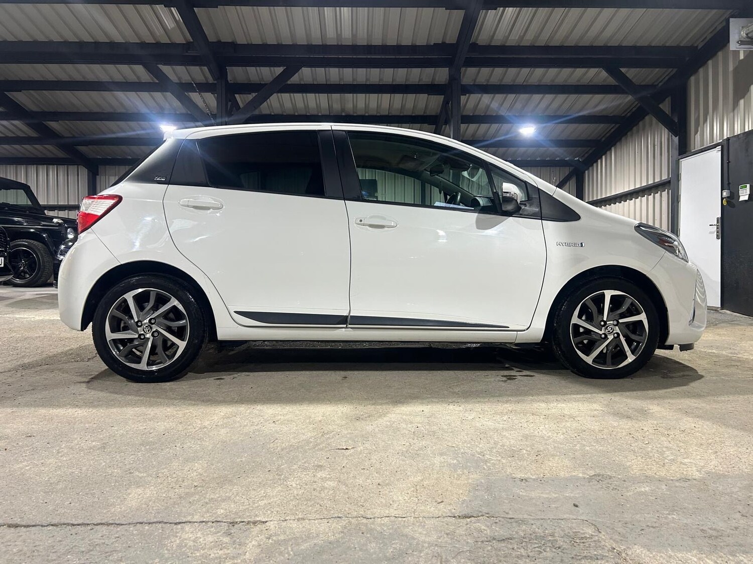 Used Toyota Yaris 2020 for sale - 77758856: Photo 17