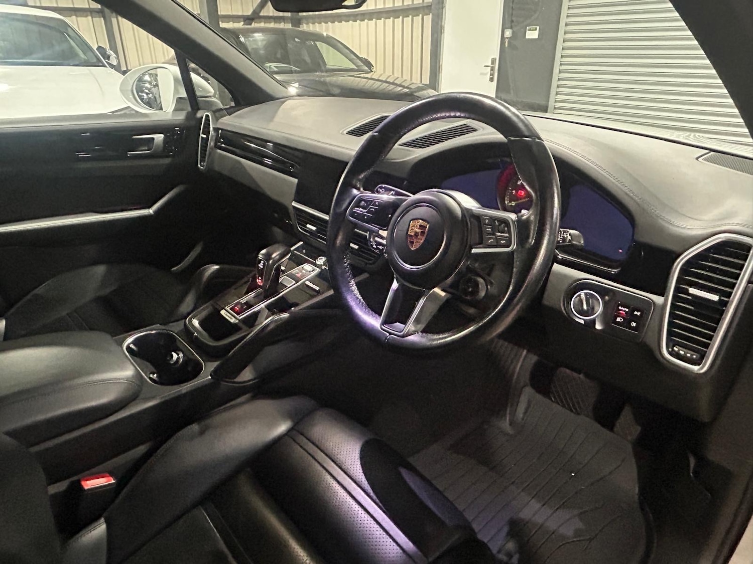 Used Porsche Cayenne 2018 for sale - 77917332: Photo 19