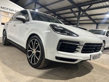 2018 (18) - E-Hybrid 5dr Tiptronic S