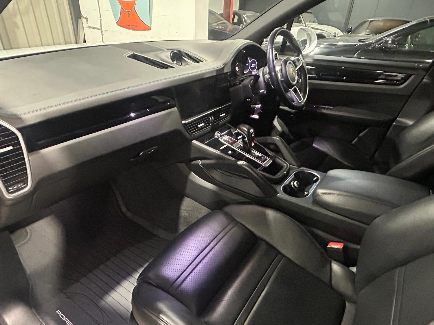 Used Porsche Cayenne 2018 for sale - 77917332: Photo 23