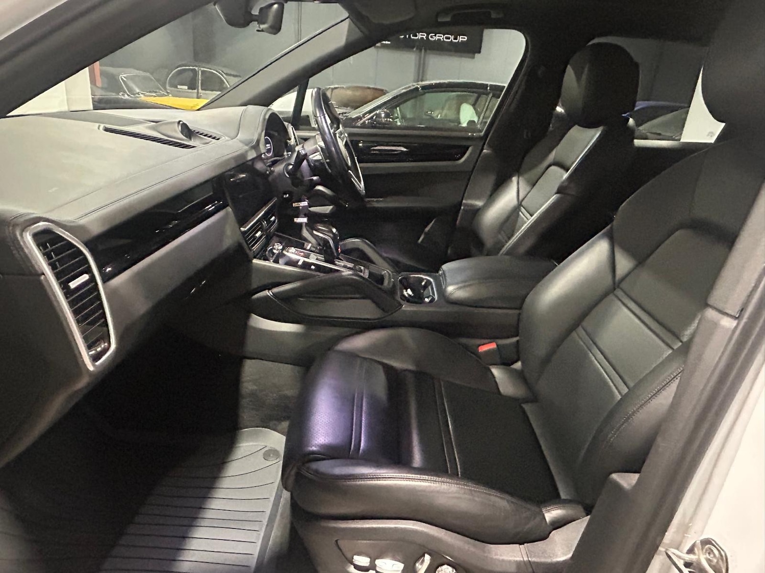 Used Porsche Cayenne 2018 for sale - 77917332: Photo 24