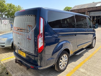 Used Ford Tourneo Custom 2019 for sale - 78698432: Photo