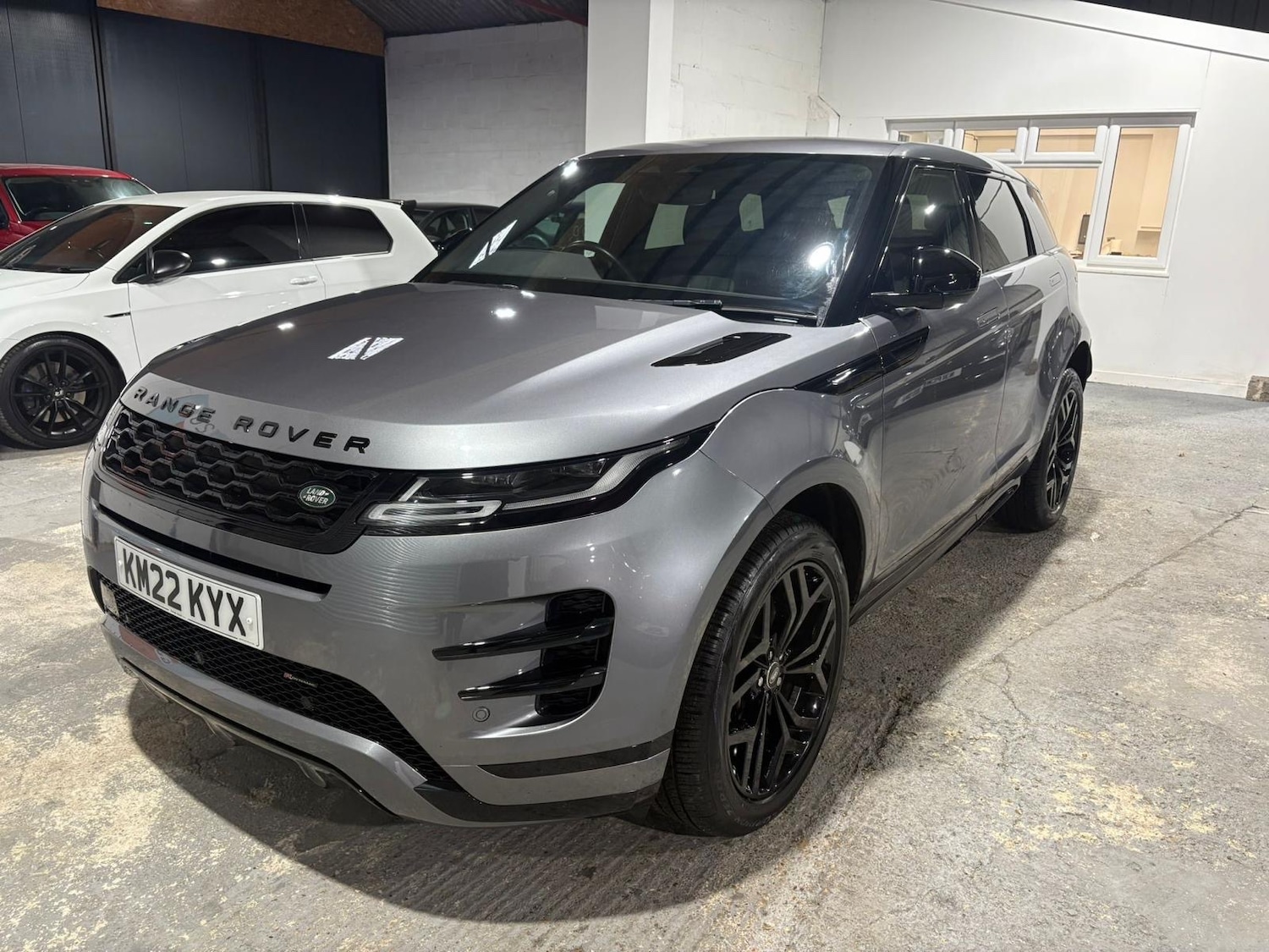 Used Land Rover Range Rover Evoque 2022 for sale - 76637401: Photo 2