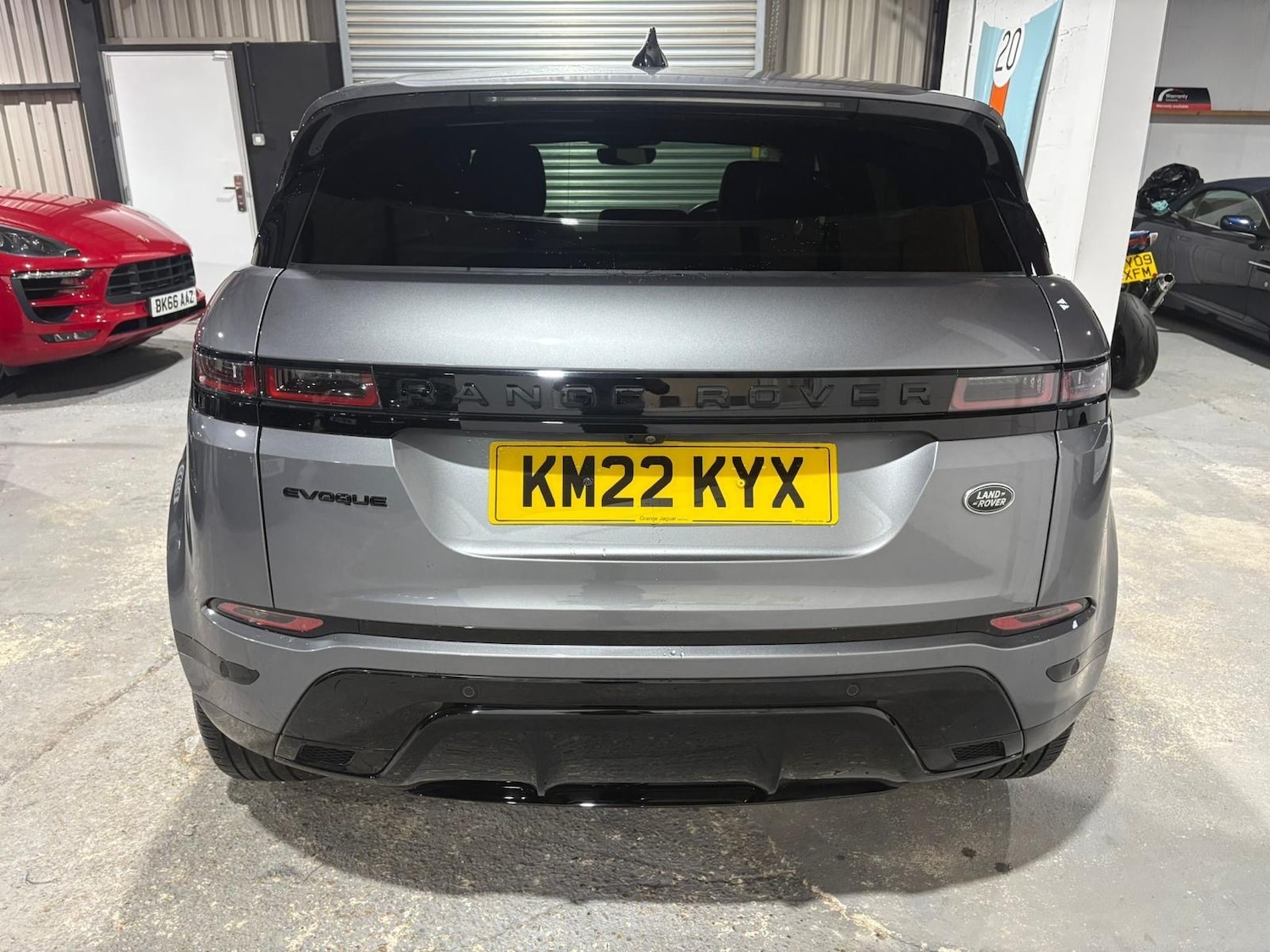 Used Land Rover Range Rover Evoque 2022 for sale - 76637401: Photo 4