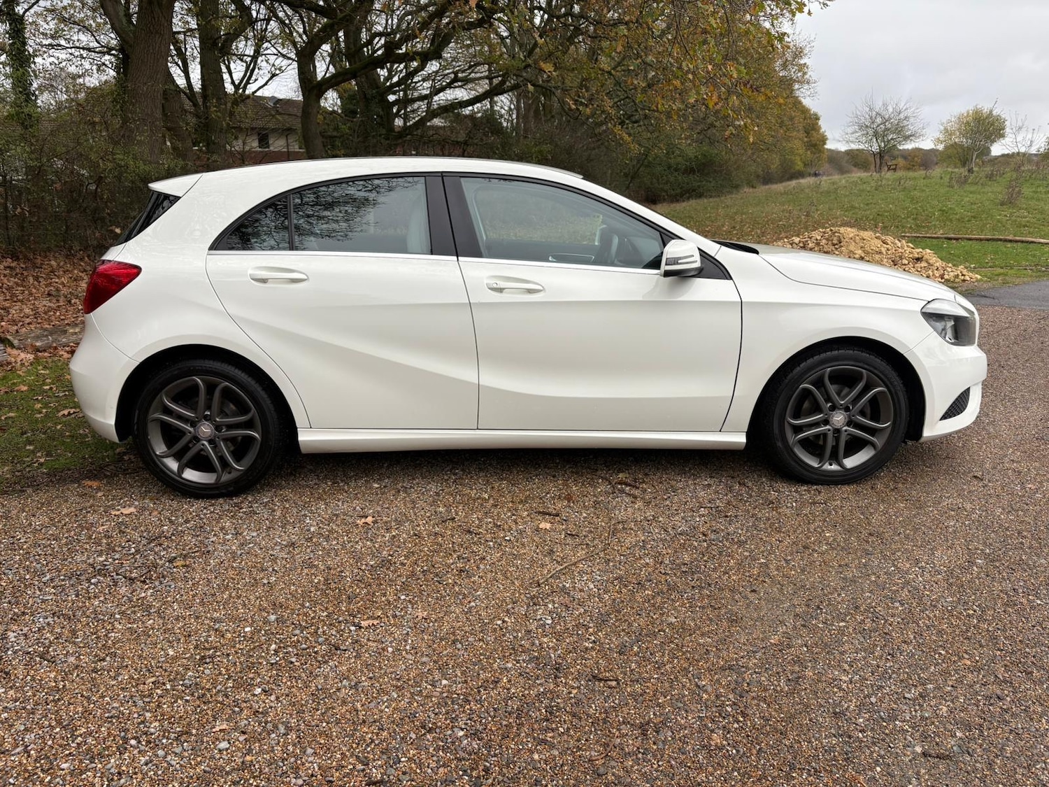Used Mercedes-Benz A-Class 2015 for sale - 76717636: Photo 7