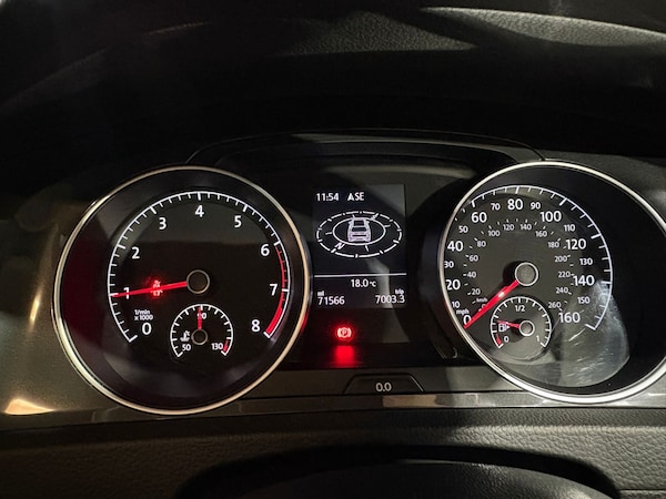 Used Volkswagen Golf 2018 for sale - 76262852: Photo 12