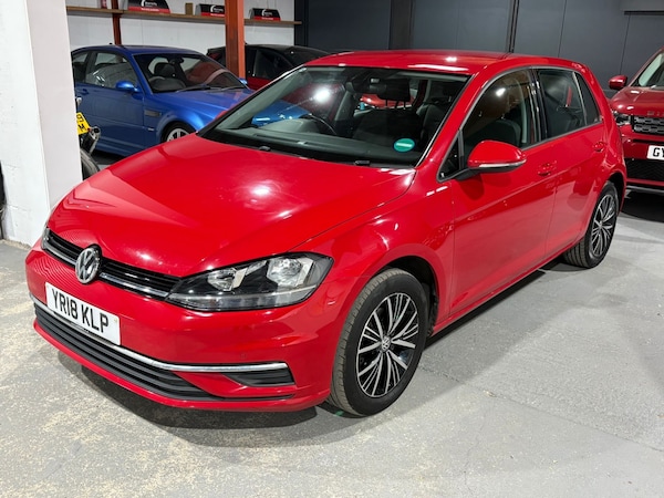 Used Volkswagen Golf 2018 for sale - 76262852: Photo 2