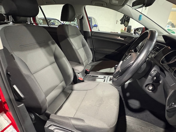 Used Volkswagen Golf 2018 for sale - 76262852: Photo 8
