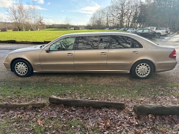 Used Mercedes-Benz E Class 2005 for sale - 77296794: Photo
