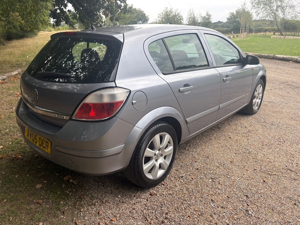 Used Vauxhall Astra 2005 for sale - 76252684: Photo 12