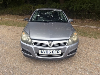 Used Vauxhall Astra 2005 for sale - 76252684: Photo