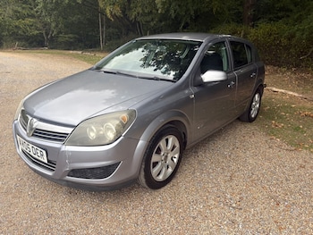 Used Vauxhall Astra 2005 for sale - 76252684: Photo