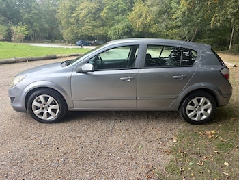 Used Vauxhall Astra 2005 for sale - 76252684: Photo