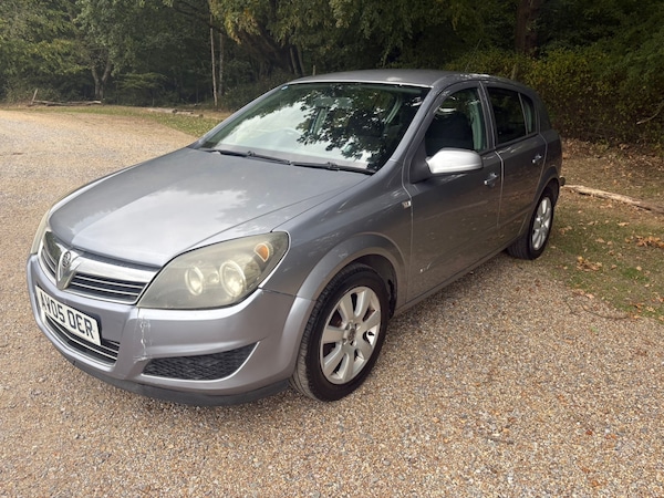 Used Vauxhall Astra 2005 for sale - 76252684: Photo 9