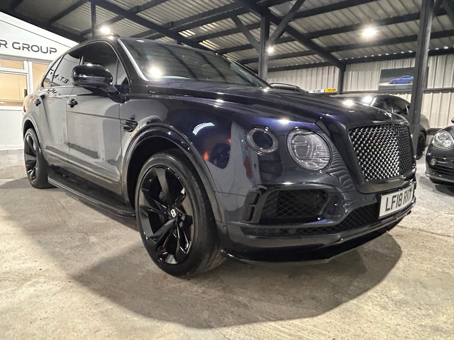 Used Bentley Bentayga 2018 for sale - 77247438: Photo 2