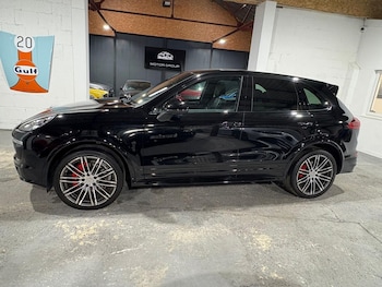 Used Porsche Cayenne 2017 for sale - 76488627: Photo