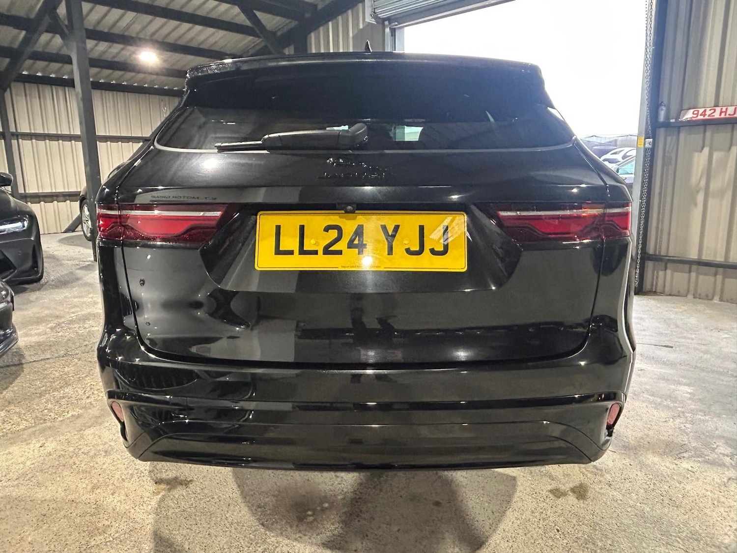 Used Jaguar F-Pace 2024 for sale - 77180769: Photo 10