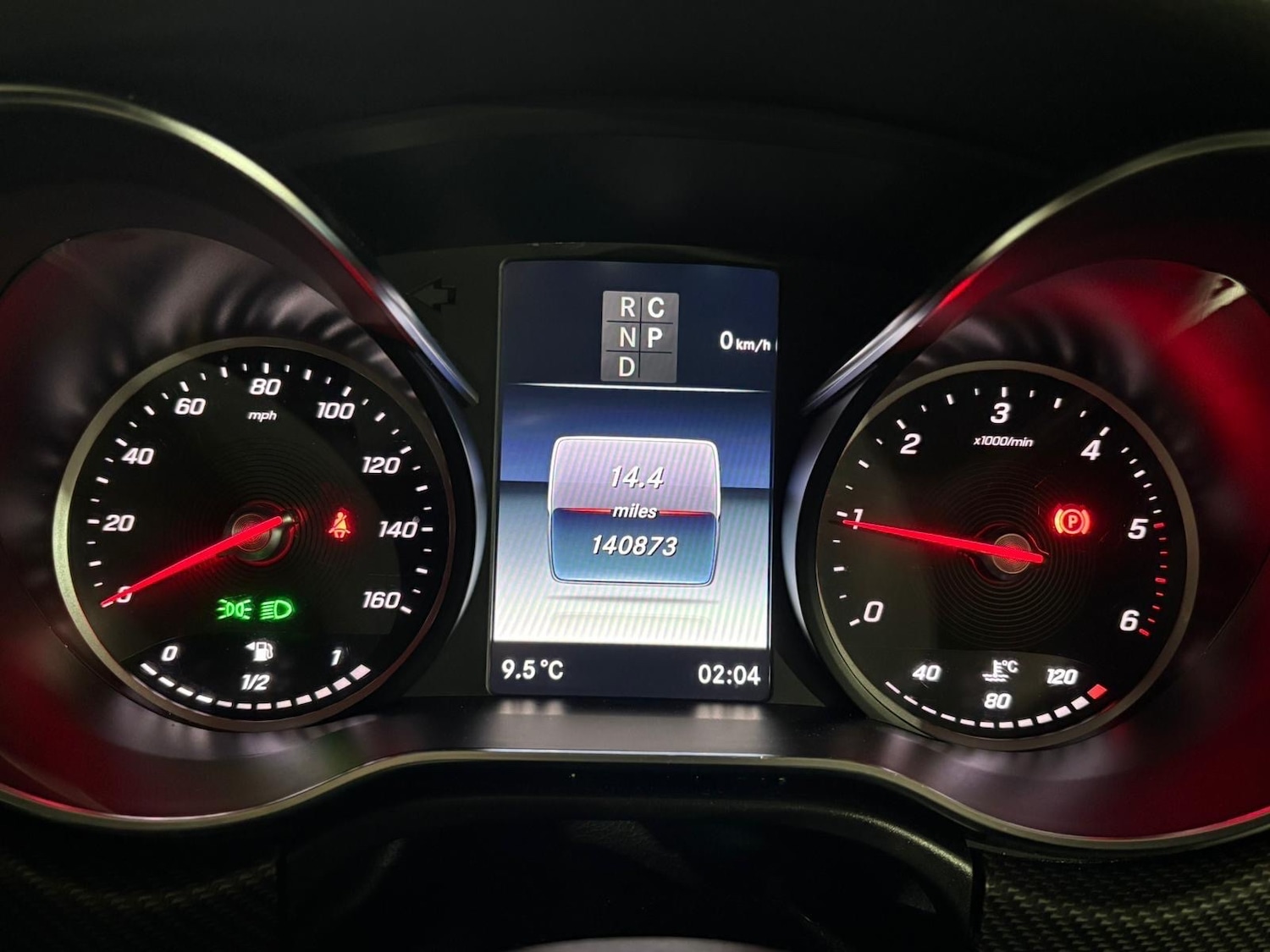 Used Mercedes-Benz V-Class 2020 for sale - 77638892: Photo 22