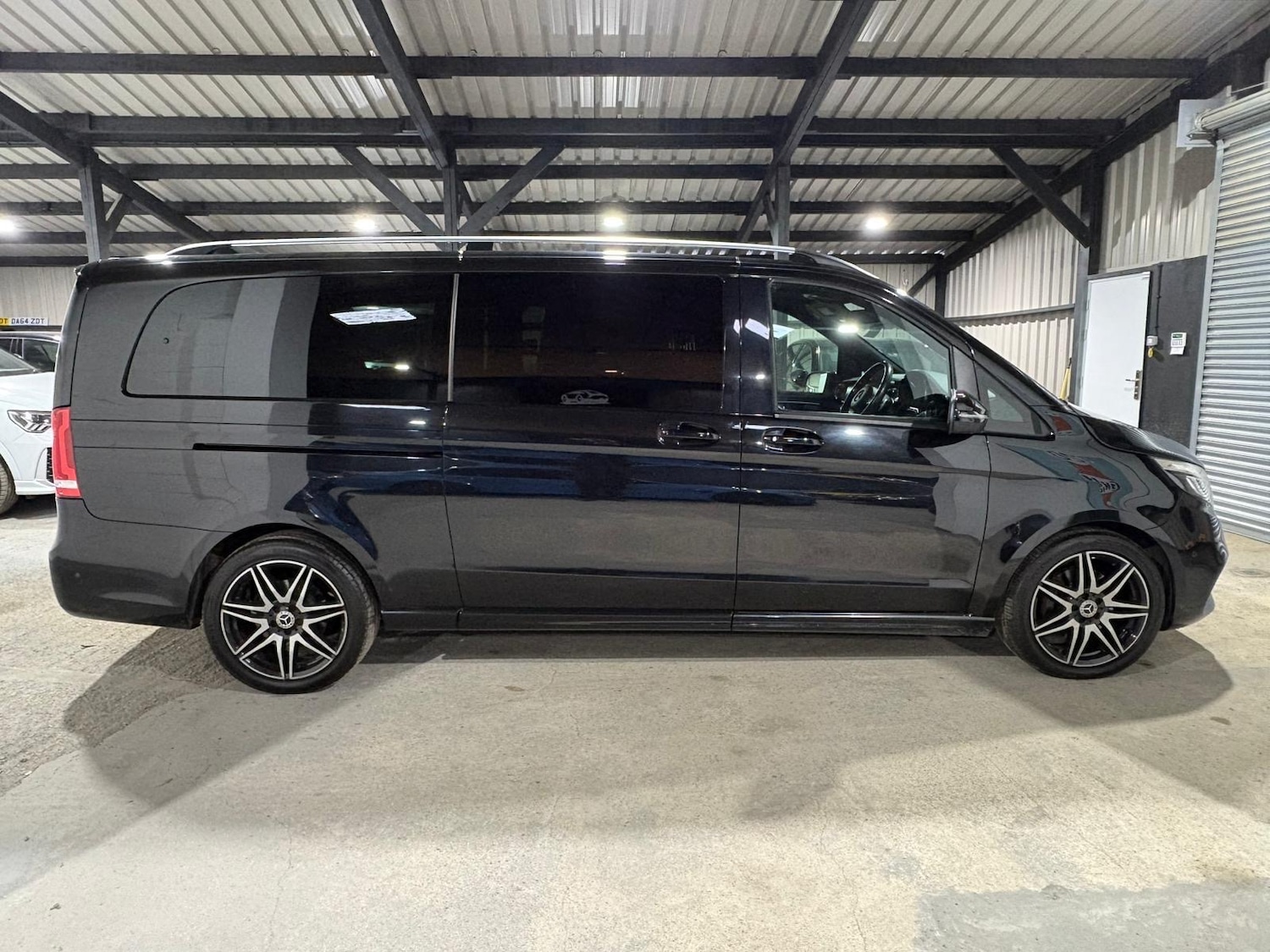 Used Mercedes-Benz V-Class 2020 for sale - 77638892: Photo 25