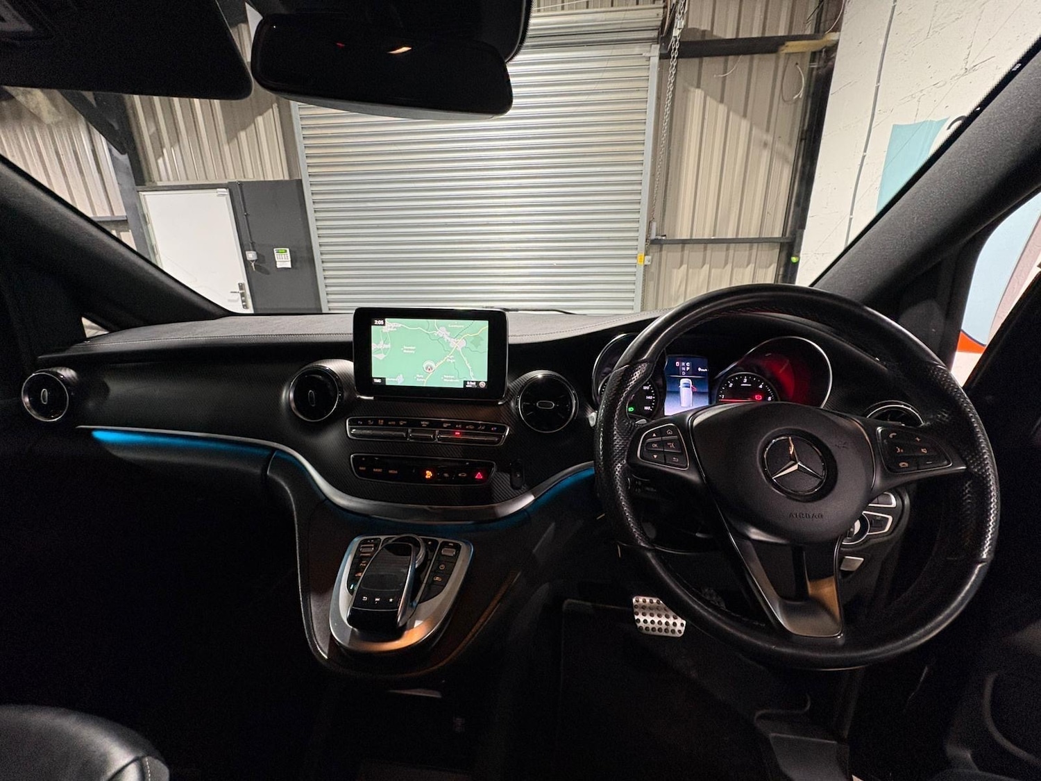 Used Mercedes-Benz V-Class 2020 for sale - 77638892: Photo 28