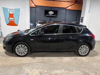 Used Vauxhall Astra 2014 for sale - 79353421: Photo