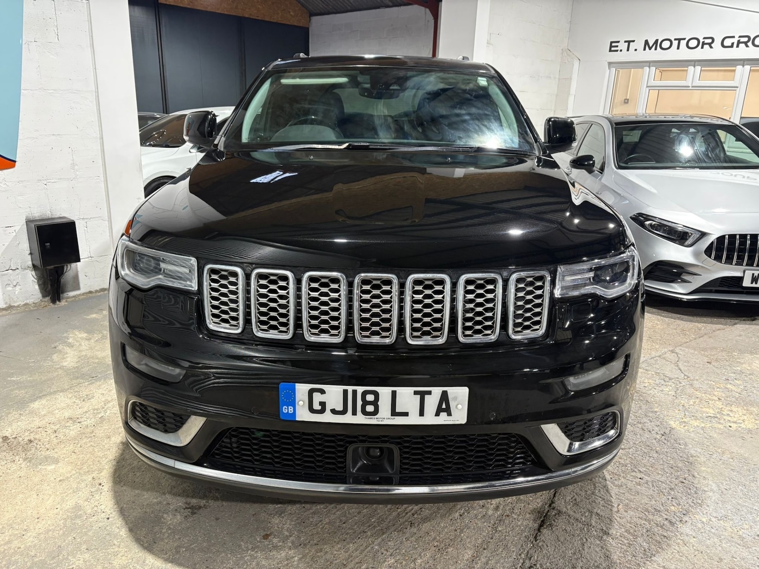 Used Jeep Grand Cherokee 2018 for sale - 77125152: Photo 3