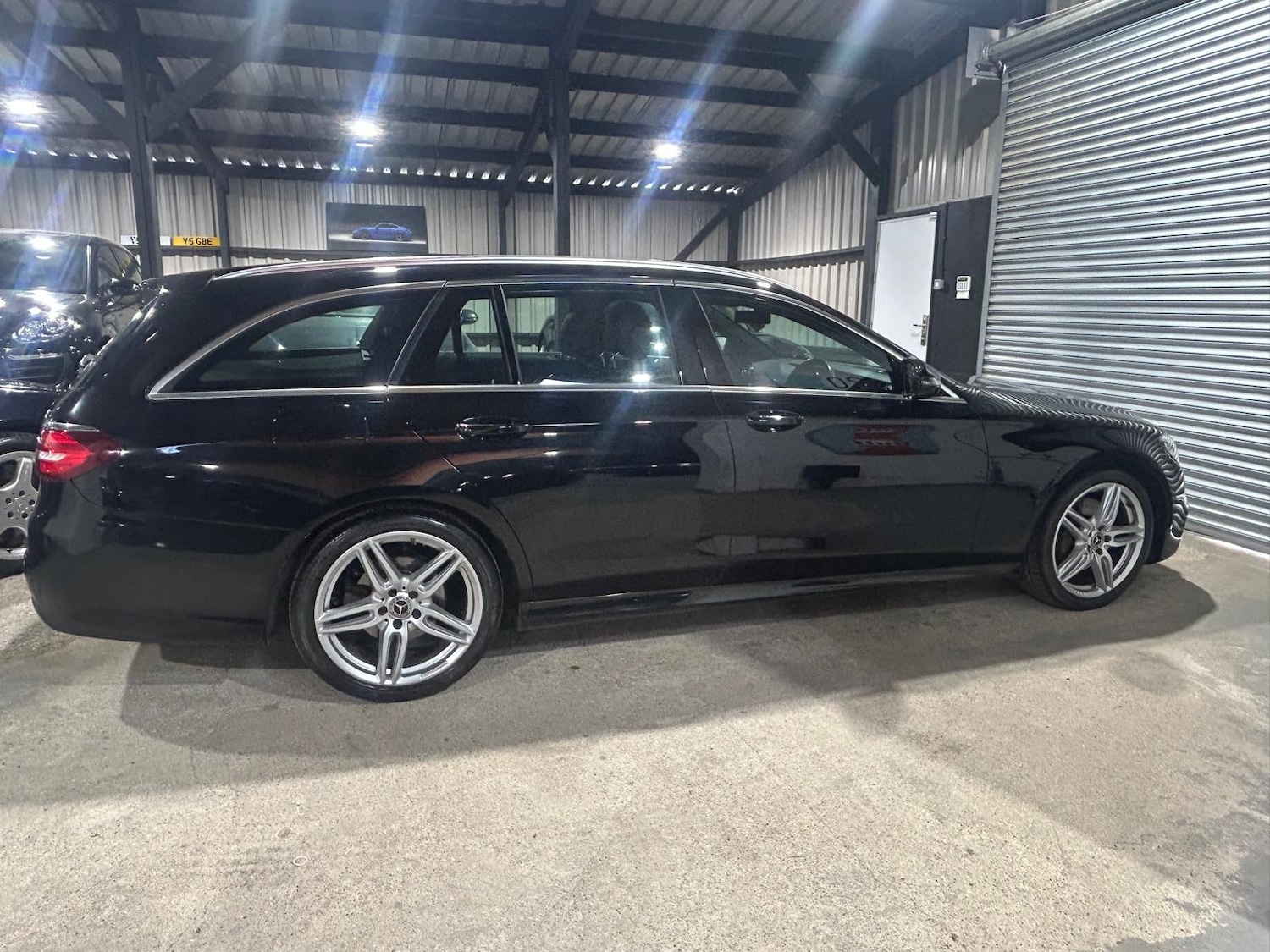 Used Mercedes-Benz E Class 2017 for sale - 77917364: Photo 11