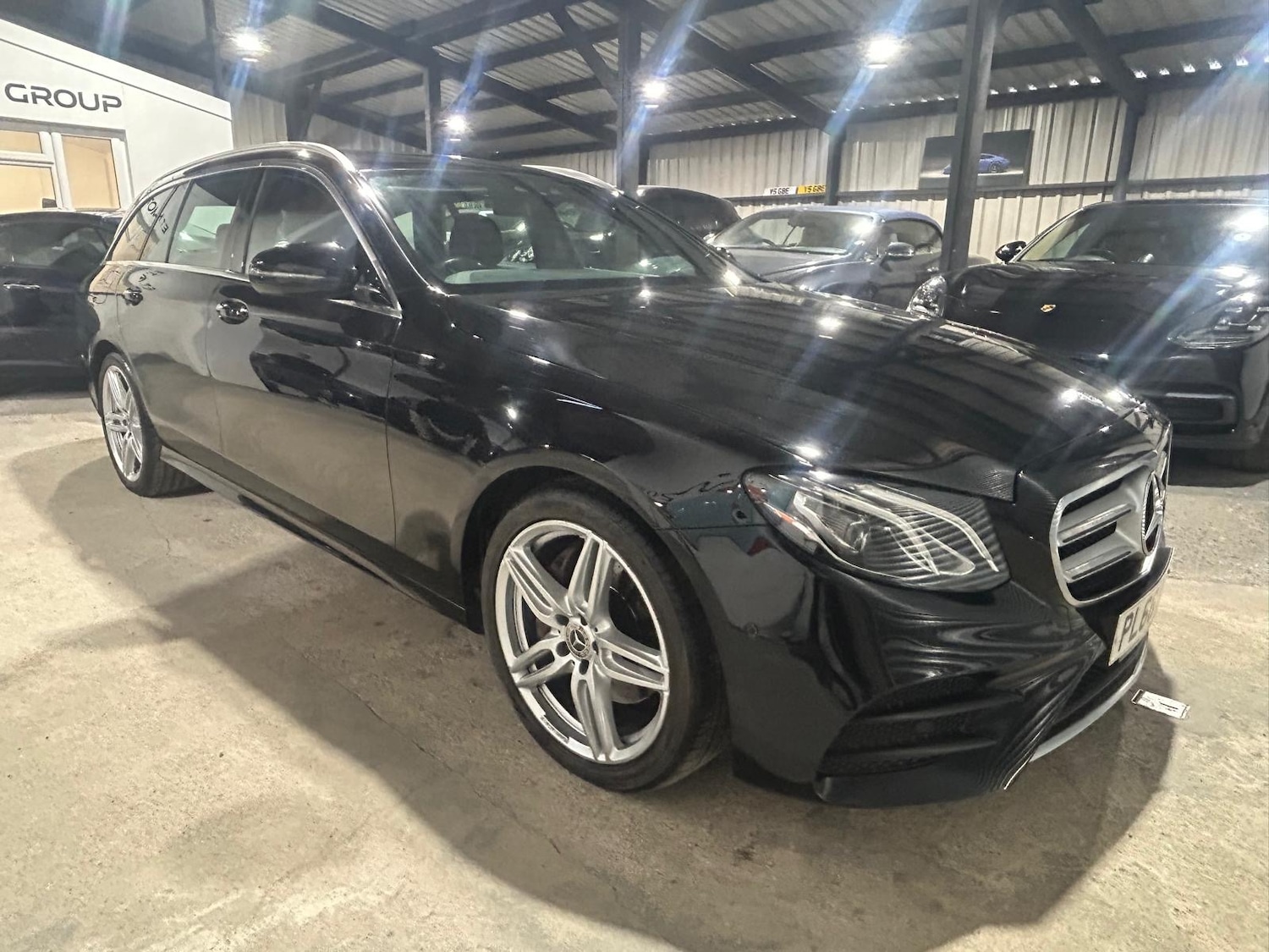 Used Mercedes-Benz E Class 2017 for sale - 77917364: Photo 2