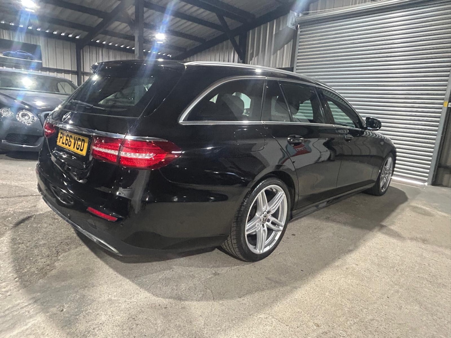 Used Mercedes-Benz E Class 2017 for sale - 77917364: Photo 9