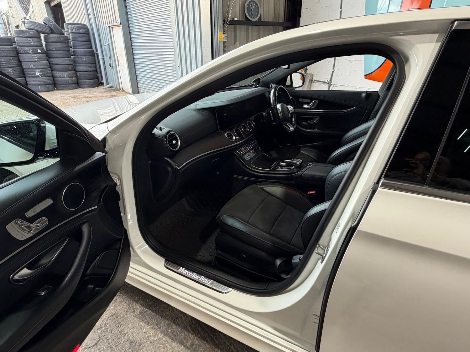 Used Mercedes-Benz E Class 2020 for sale - 76637301: Photo 18