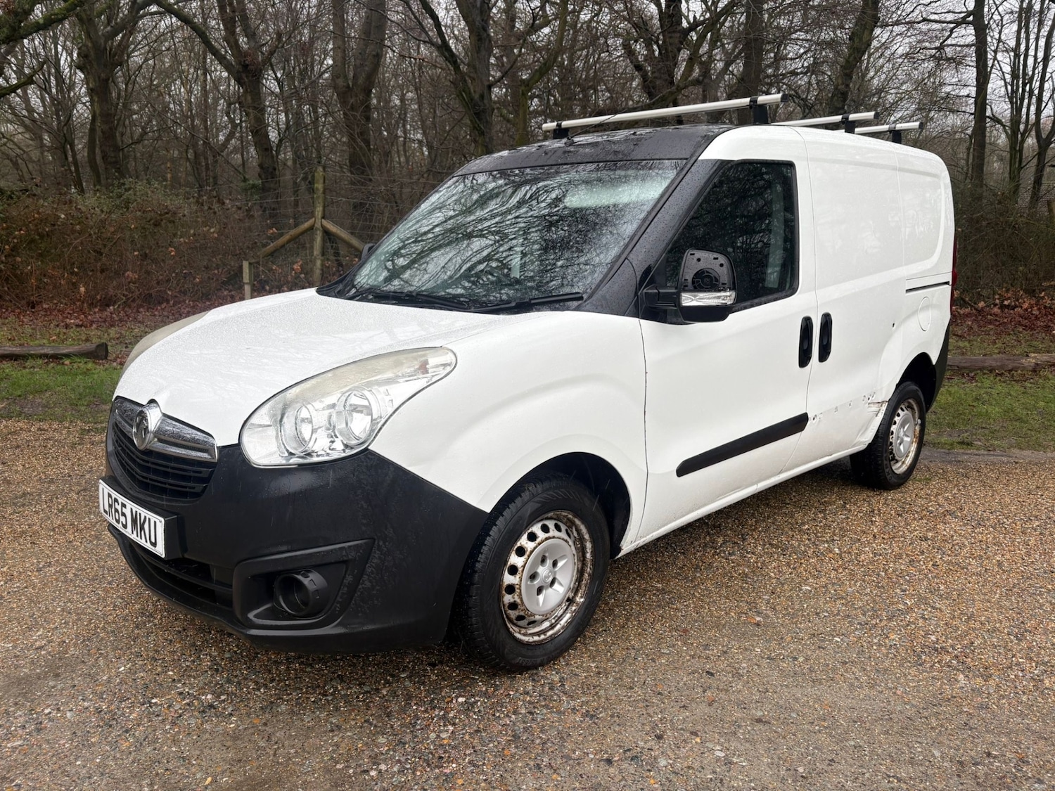 Used Vauxhall Combo 2015 for sale - 77474655: Photo 2