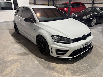 Used Volkswagen Golf 2016 for sale - 76418126: Photo