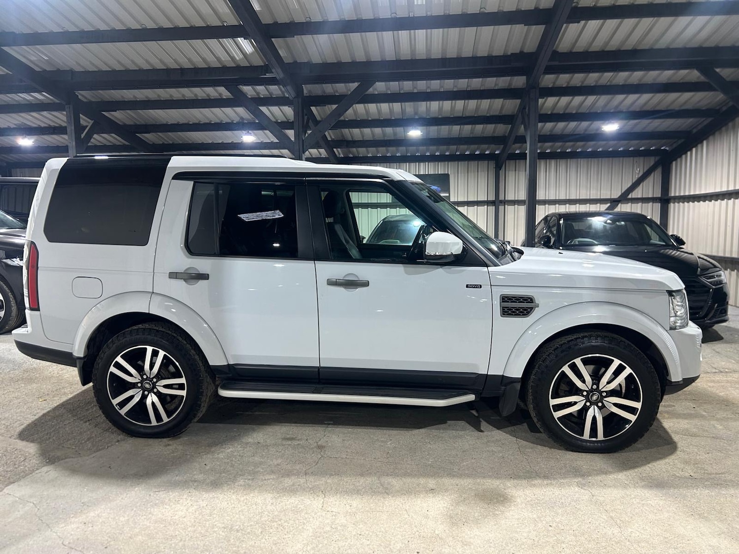 Used Land Rover Discovery 2015 for sale - 77502714: Photo 10