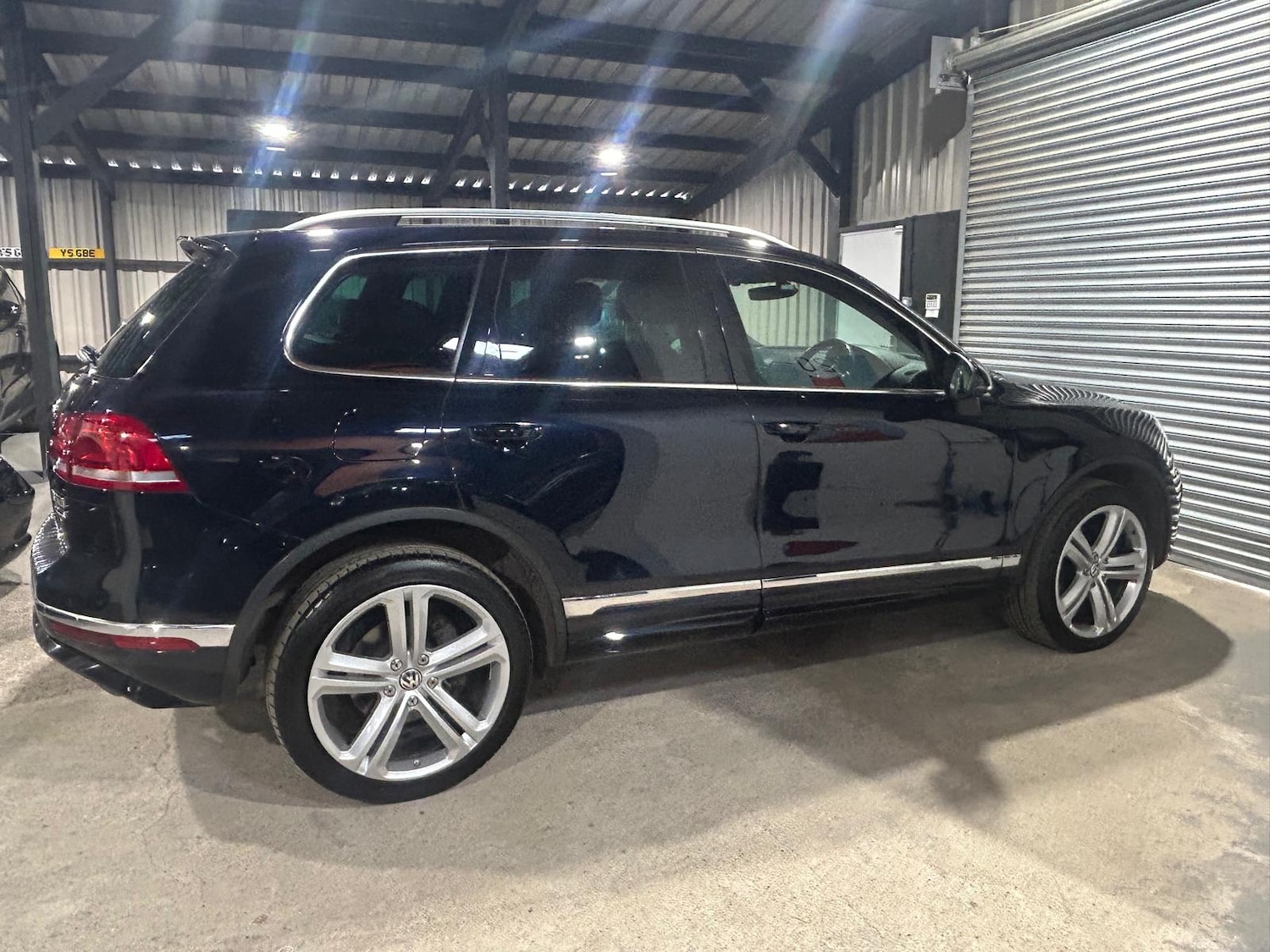 Used Volkswagen Touareg 2017 for sale - 77917355: Photo 11
