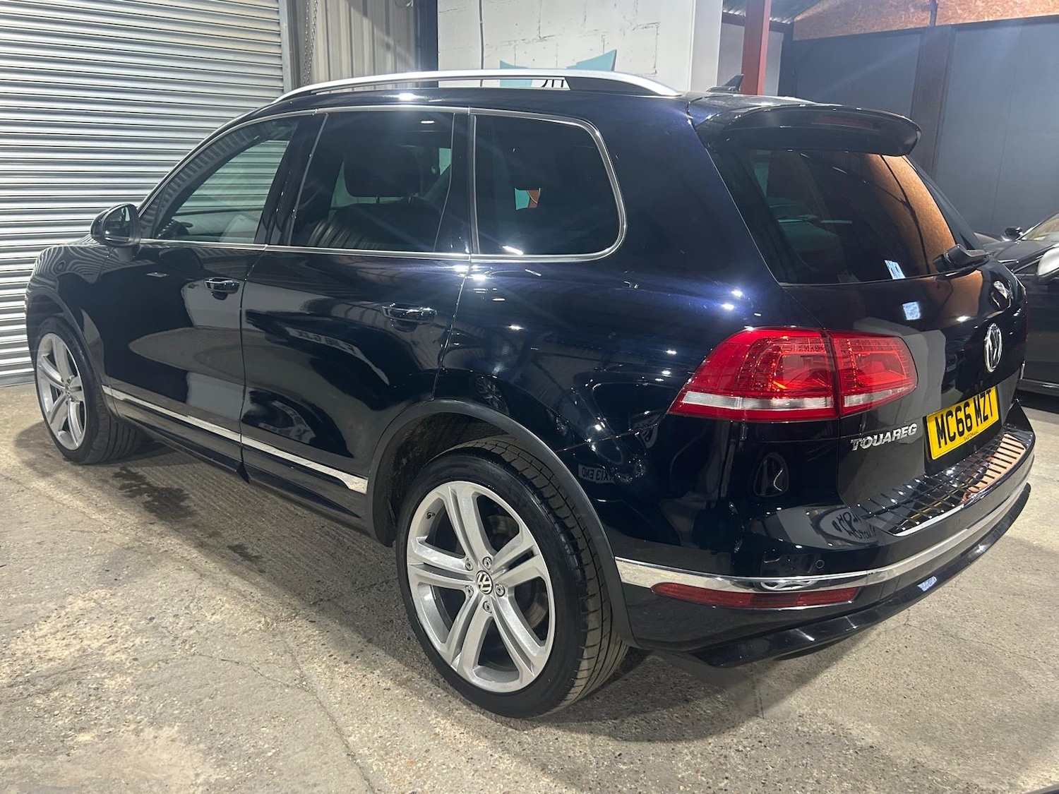 Used Volkswagen Touareg 2017 for sale - 77917355: Photo 13