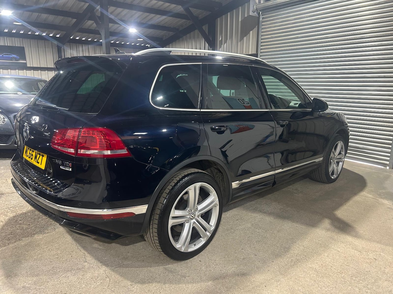 Used Volkswagen Touareg 2017 for sale - 77917355: Photo 4
