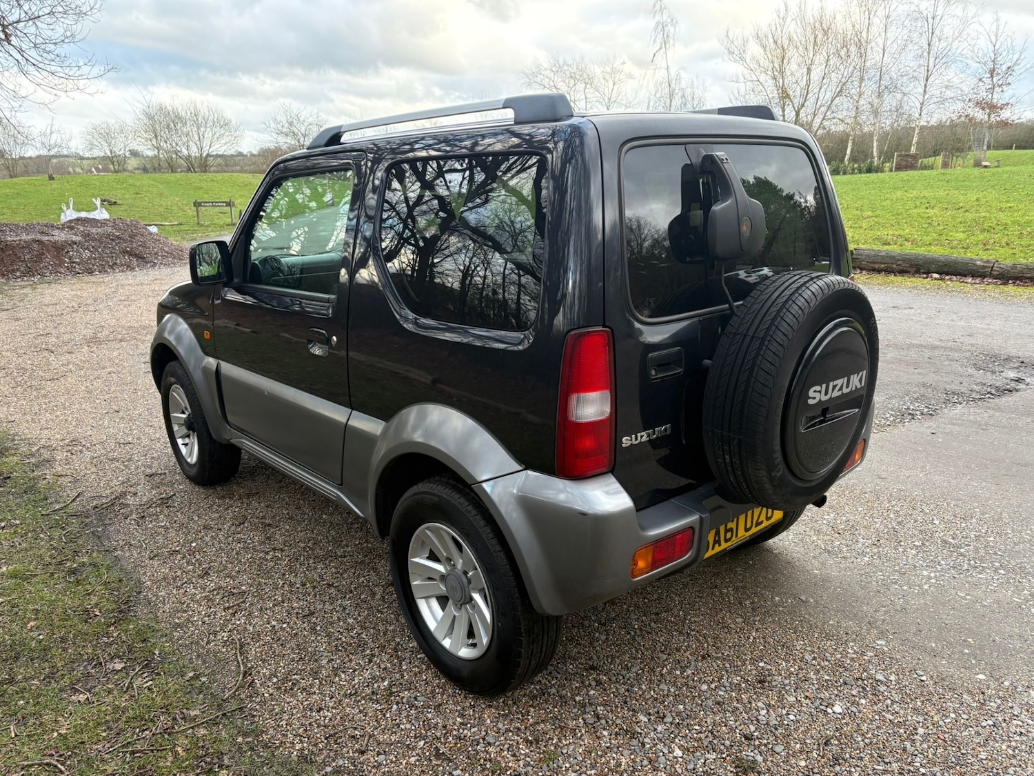 Used Suzuki Jimny 2012 for sale - 77296863: Photo 2