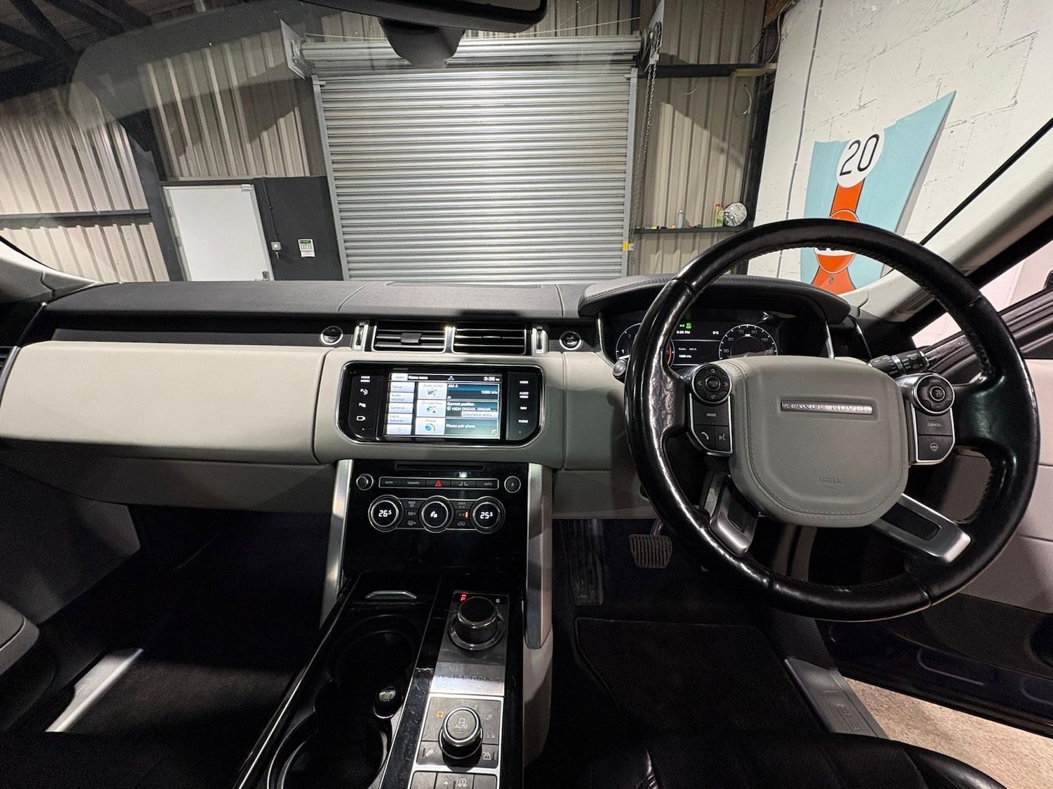 Used Land Rover Range Rover 2015 for sale - 77758711: Photo 10