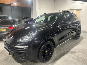 Used Porsche Cayenne 2016 for sale - 75314717: Photo