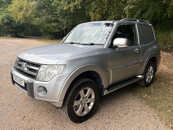 Used Mitsubishi Shogun 2010 for sale - 76090957: Photo 3