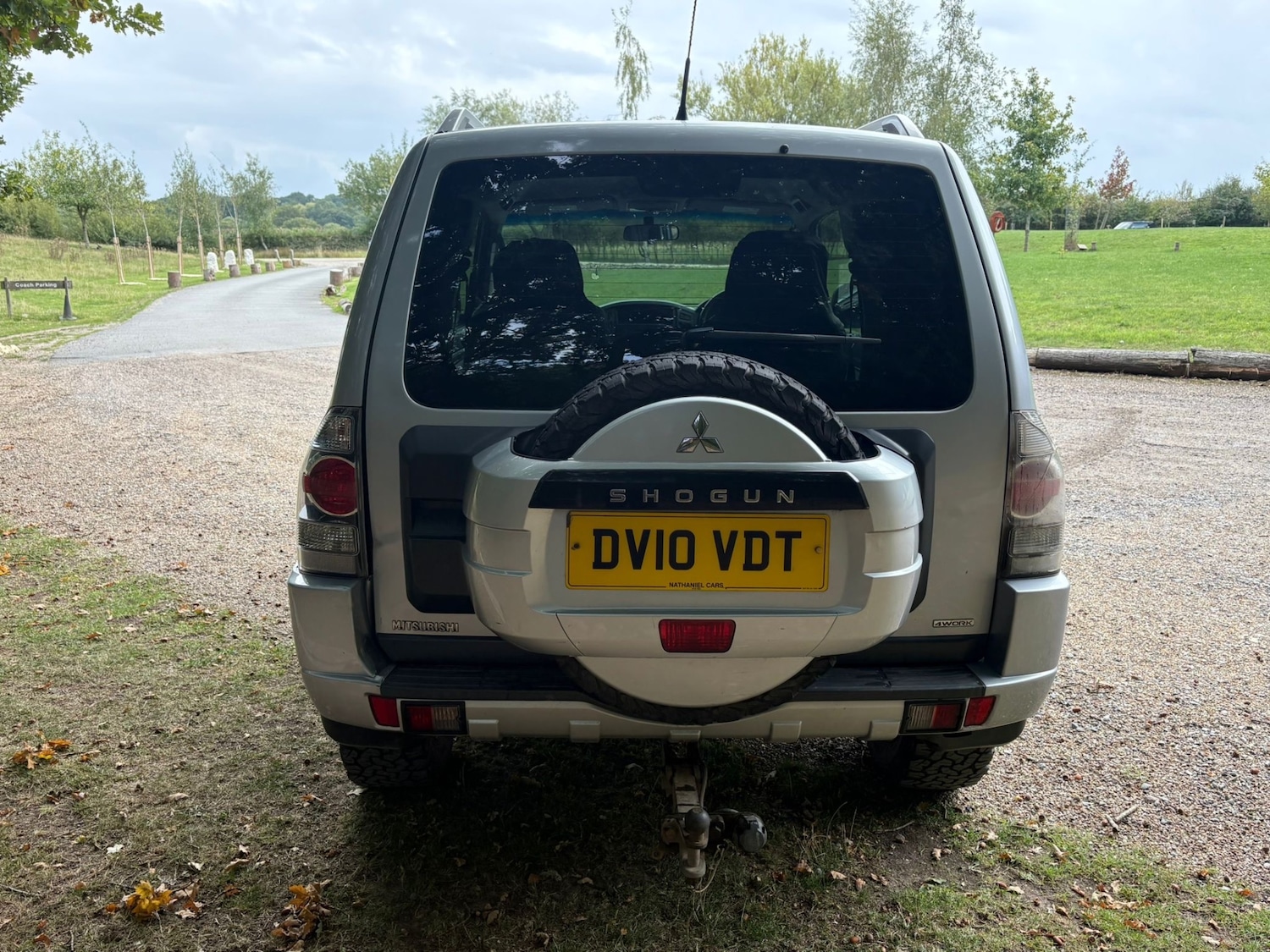 Used Mitsubishi Shogun 2010 for sale - 76090957: Photo 6