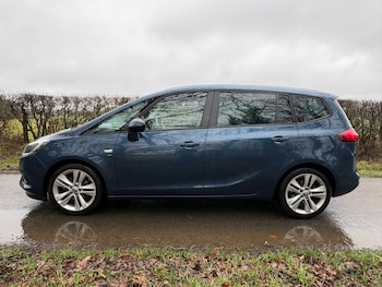 Used Vauxhall Zafira 2017 for sale - 77349802: Photo