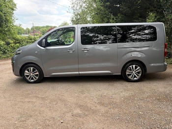 Used Peugeot Traveller 2020 for sale - 78871562: Photo