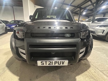Used Land Rover Defender 2021 for sale - 78242873: Photo